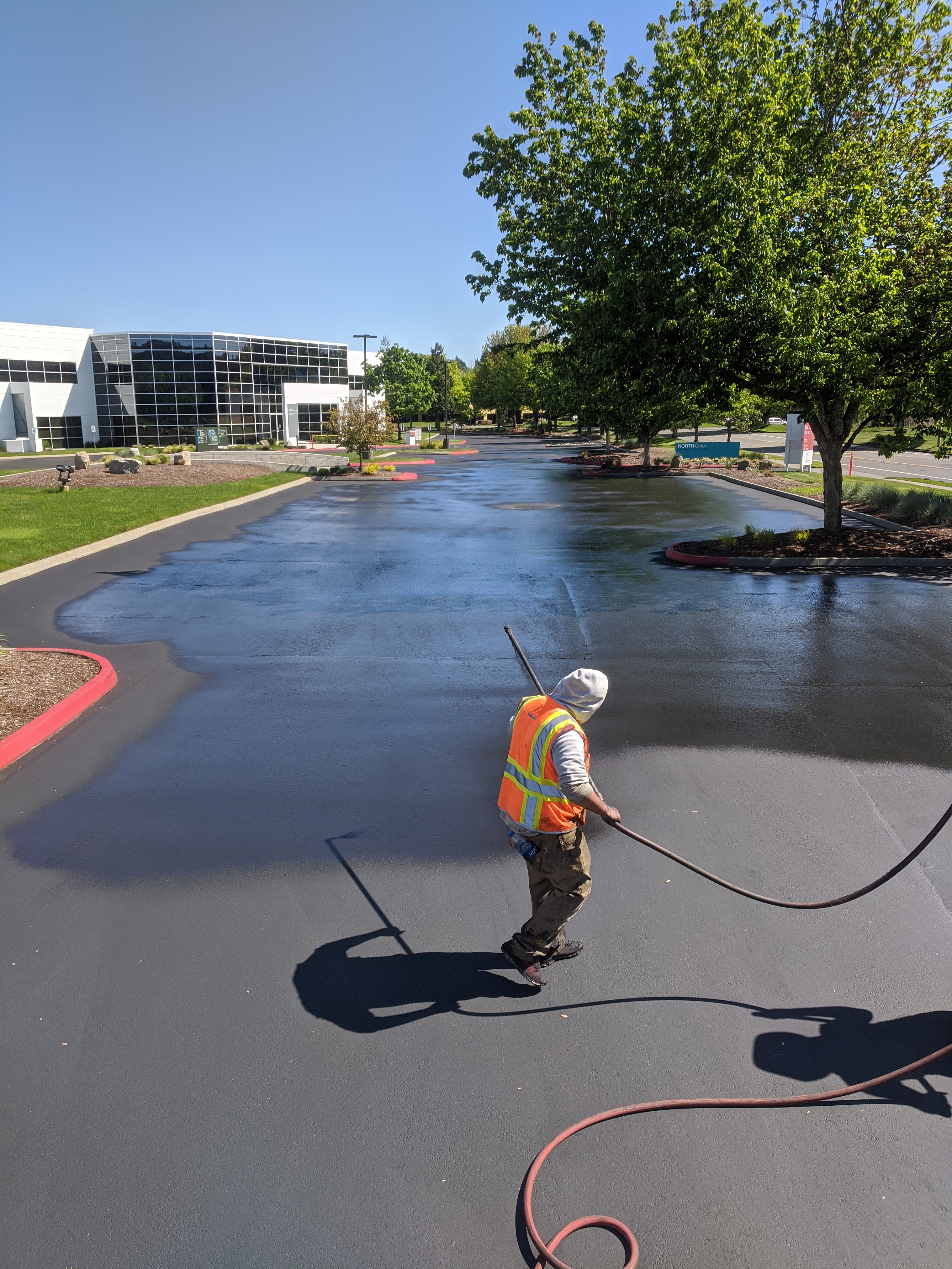 Asphalt sealcoating service in Western Washington